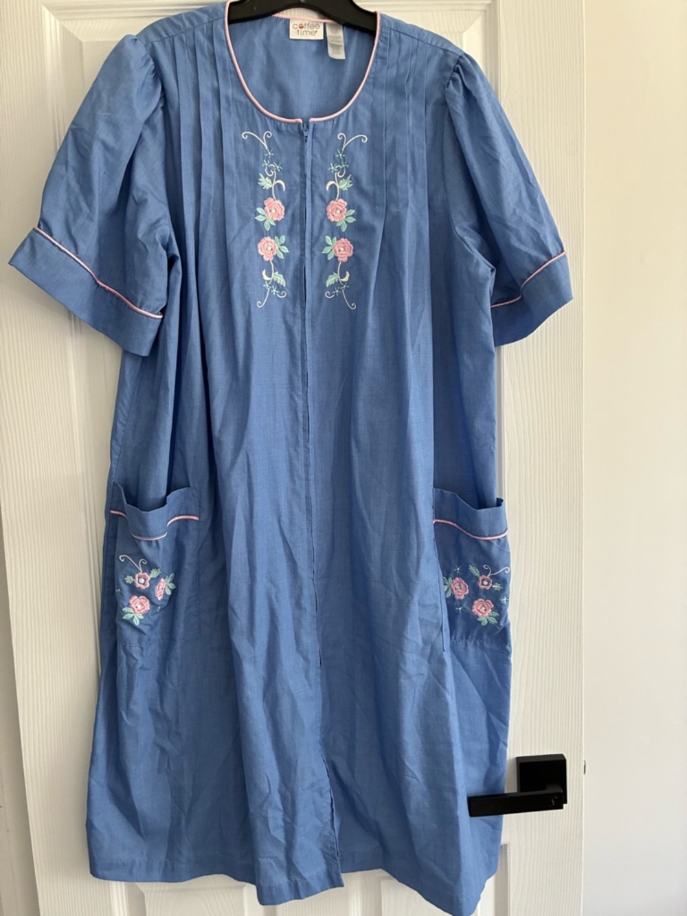 Coffee Time Cotton Floral Embroidered Blue House Dress Size Large